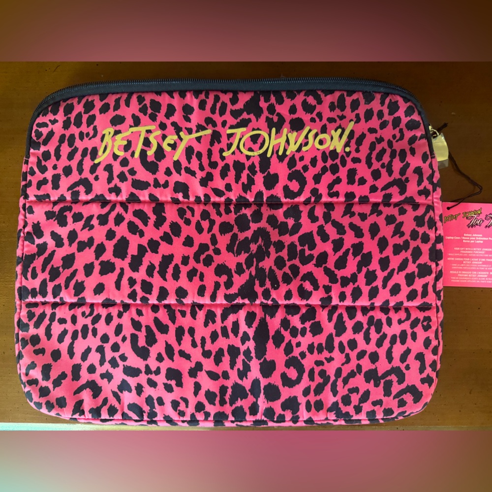 Betsey Johnson 13" laptop case
